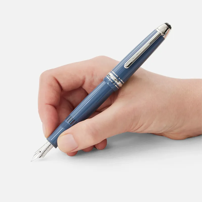 Montblanc MeisterstÃ¼ck Glacier LeGrand Fountain Pen (14K Medium) - Blue With Platinum Trims
