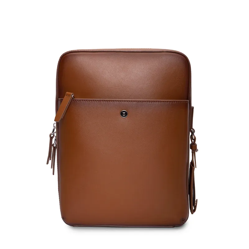 Lapis Bard Ducorium Kent Crossbody Travel Bag - Cognac
