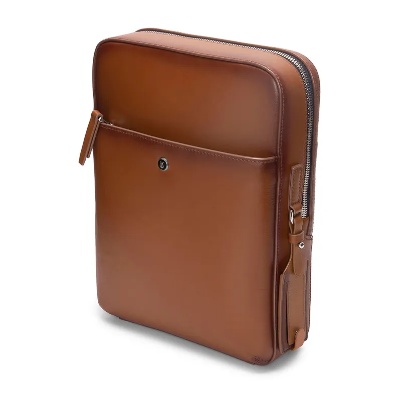 Lapis Bard Ducorium Kent Crossbody Travel Bag - Cognac
