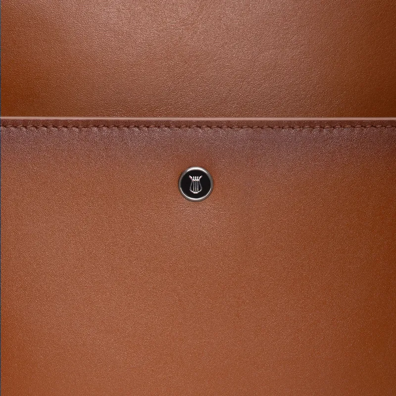 Lapis Bard Ducorium Kent Crossbody Travel Bag - Cognac