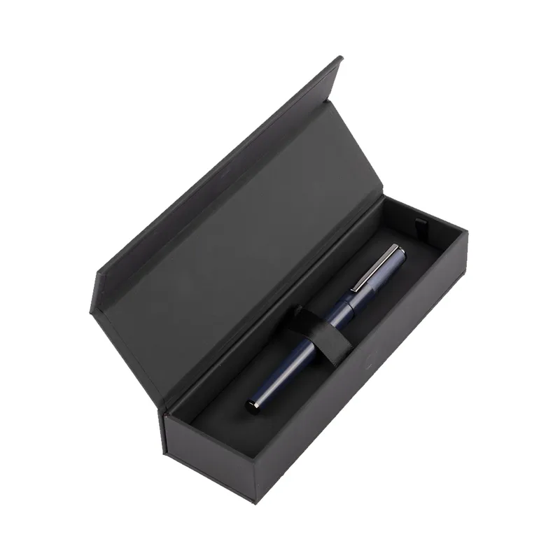 Hugo Boss Gear Minimal Fountain Pen (Medium) - Navy