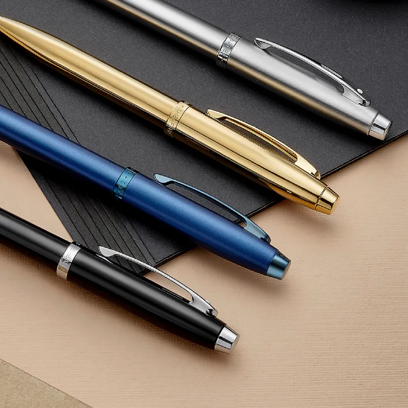 Sheaffer Gift 100 Fountain Pen (Medium) Glossy Black with Chrome-Plated Trim