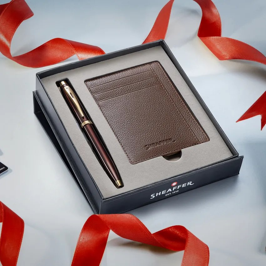 Sheaffer Gift Set Glossy Brown 100 9370 Ballpoint Pen with Rustic Mocha Credit Card Holder