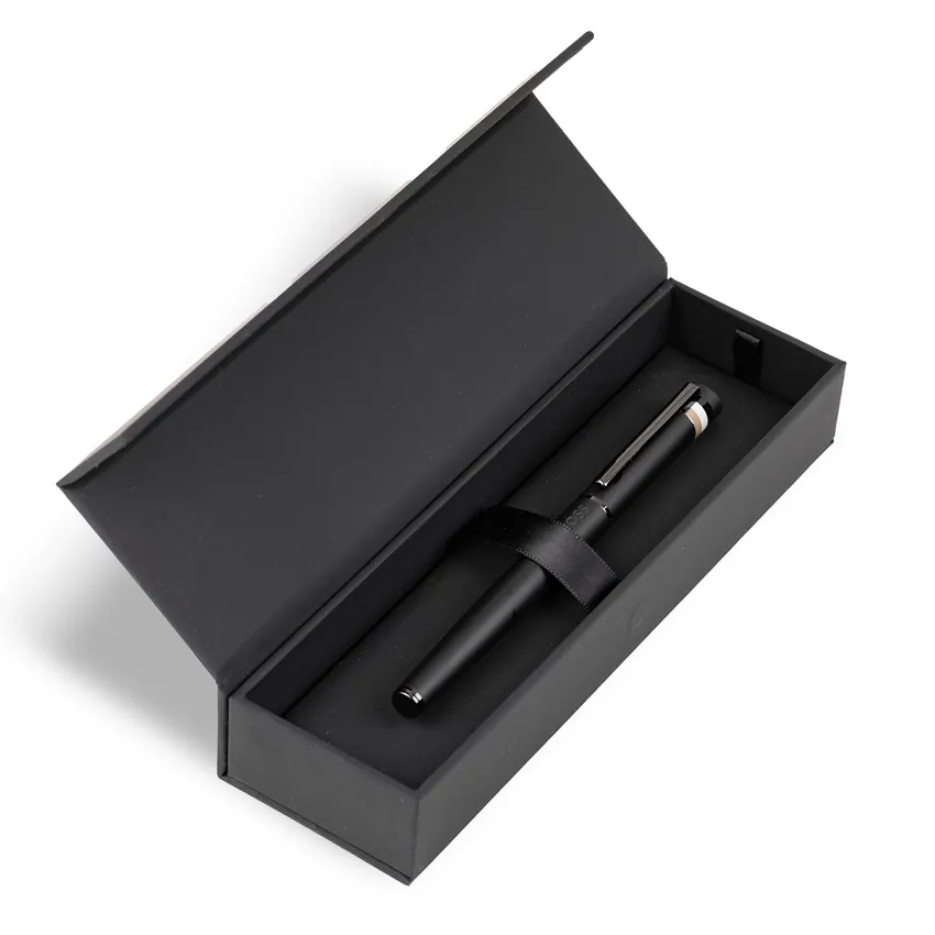 Hugo Boss Loop Iconic Fountain Pen Medium- Black