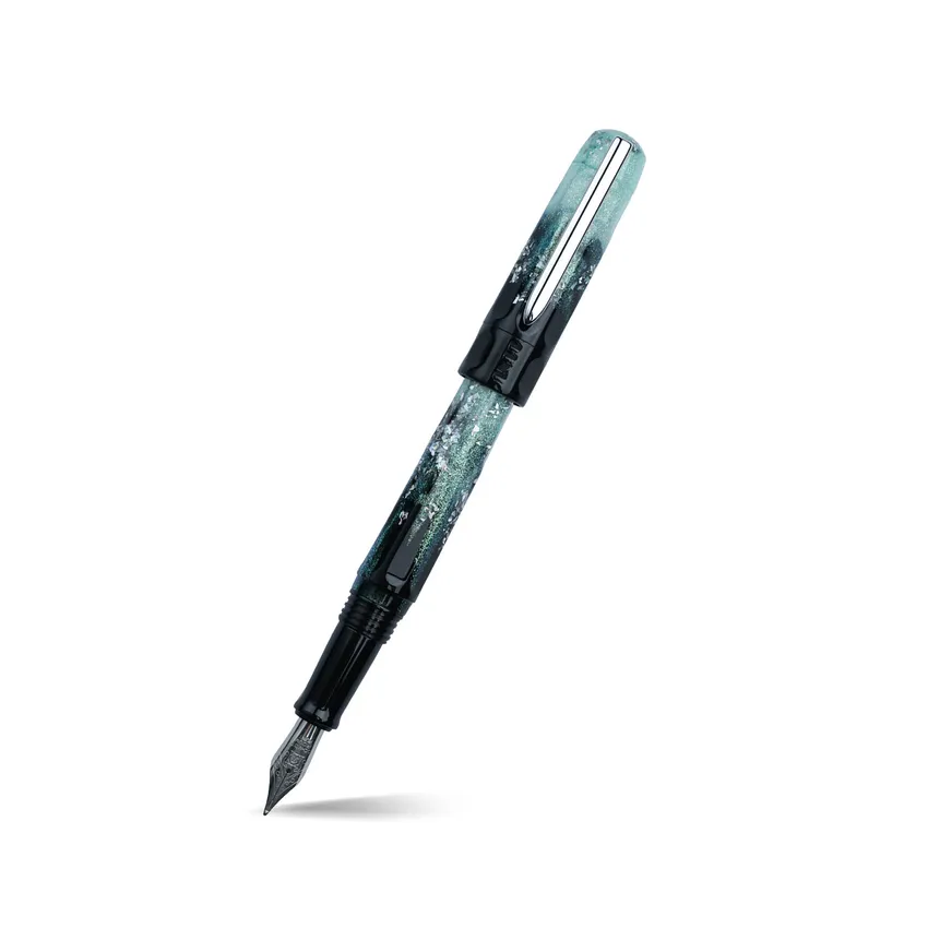 Benu Talisman Edelweiss Light Green Fountain Pen - Medium