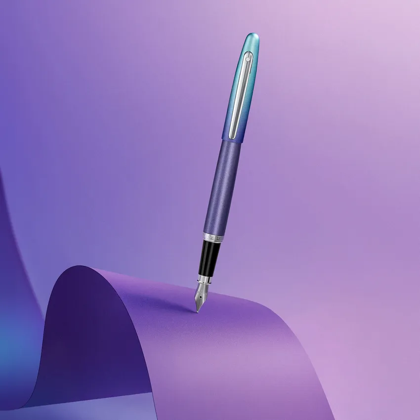 Sheaffer Expressions VFM 9430 Blue and Purple Pearlised Gradient Fountain Pen with Chrome-Plated Trims - Fine