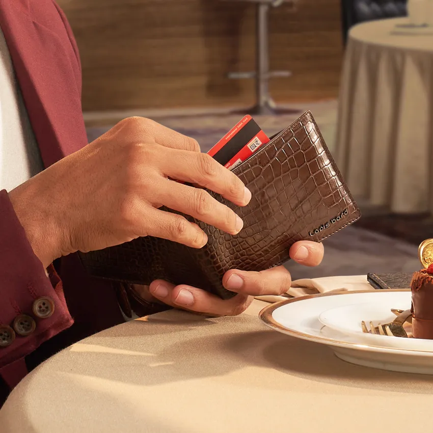 Lapis Bard Mandeville Croc-Textured Wallet with Extra Credit Card Holder - Dark Brown