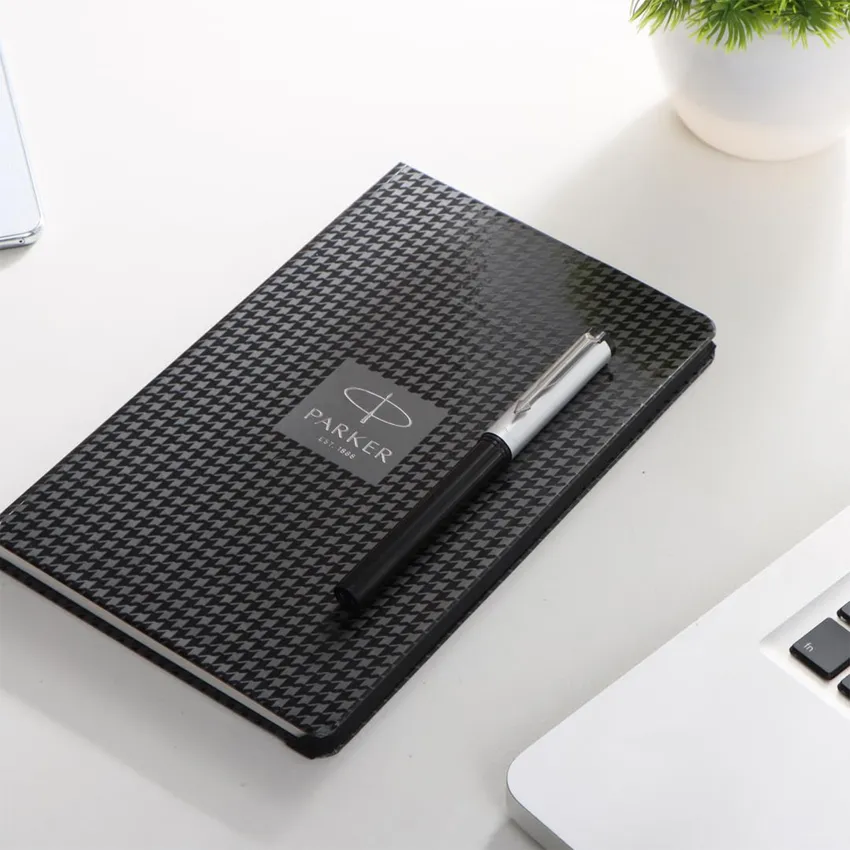 Parker Giftset Beta Premium Coated Clip Rollerball Pen & Notebook