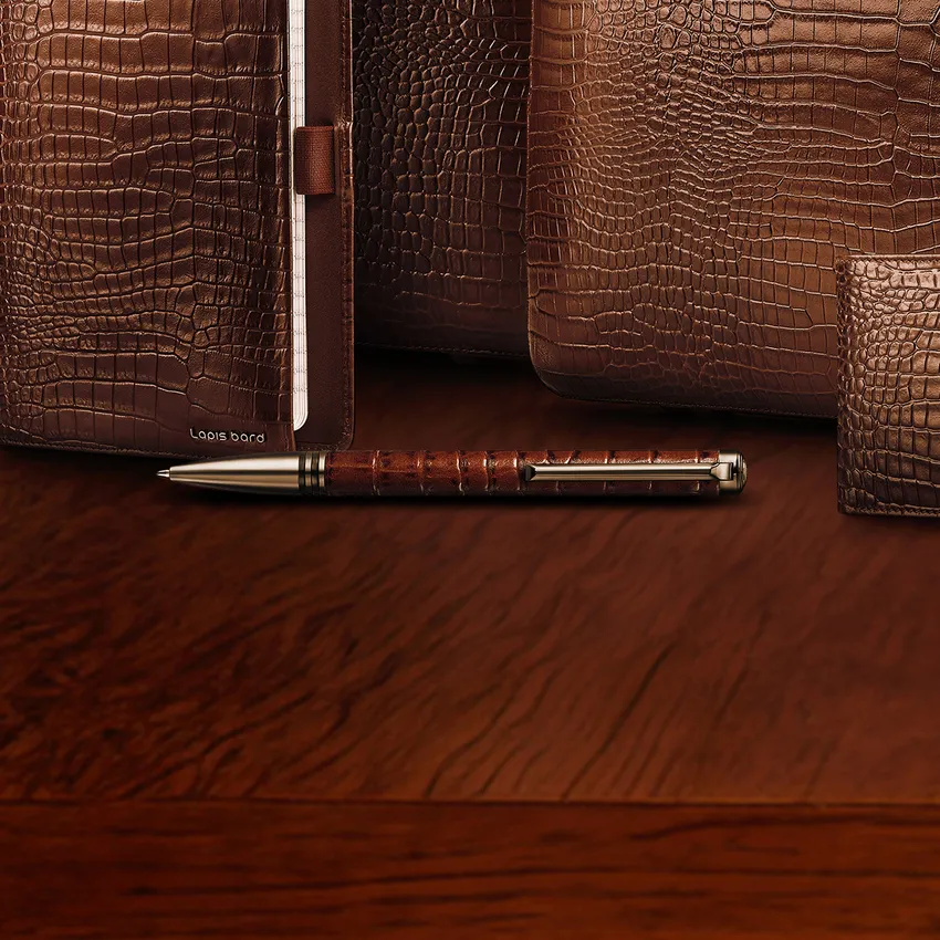 Lapis Bard Mandeville Croc-Textured Ballpoint Pen - Dark Brown
