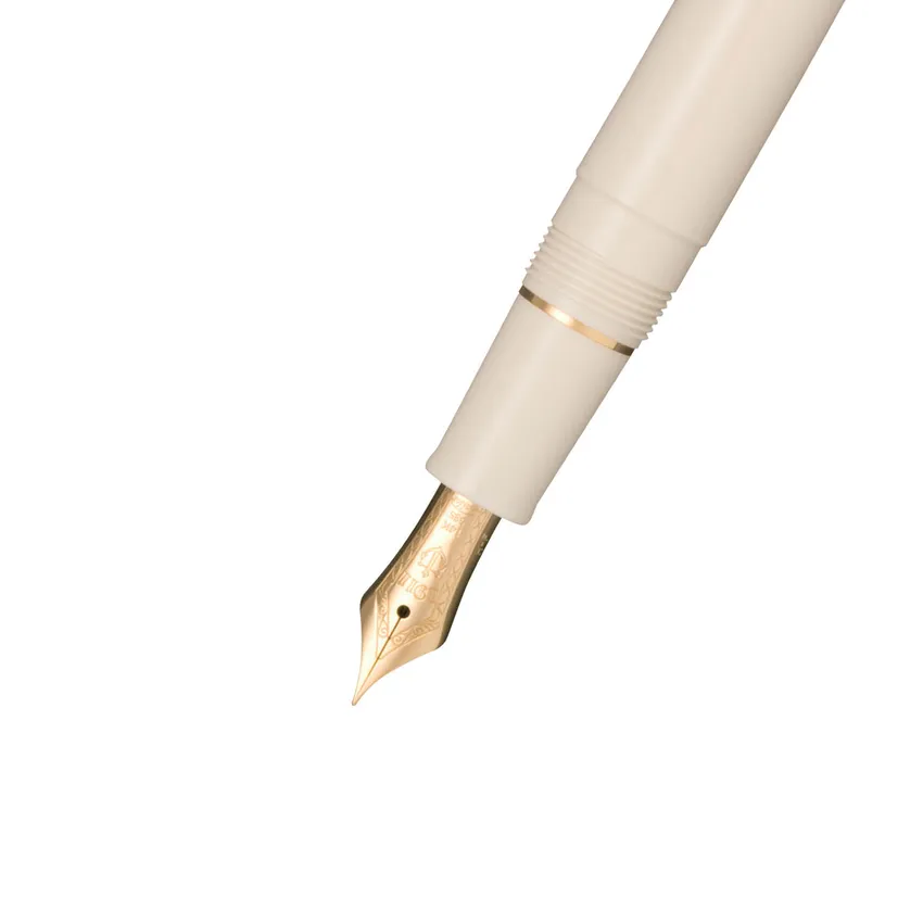Sailor 1911 Standard Fountain Pen (14K Medium) - Ivory With Gold Trims