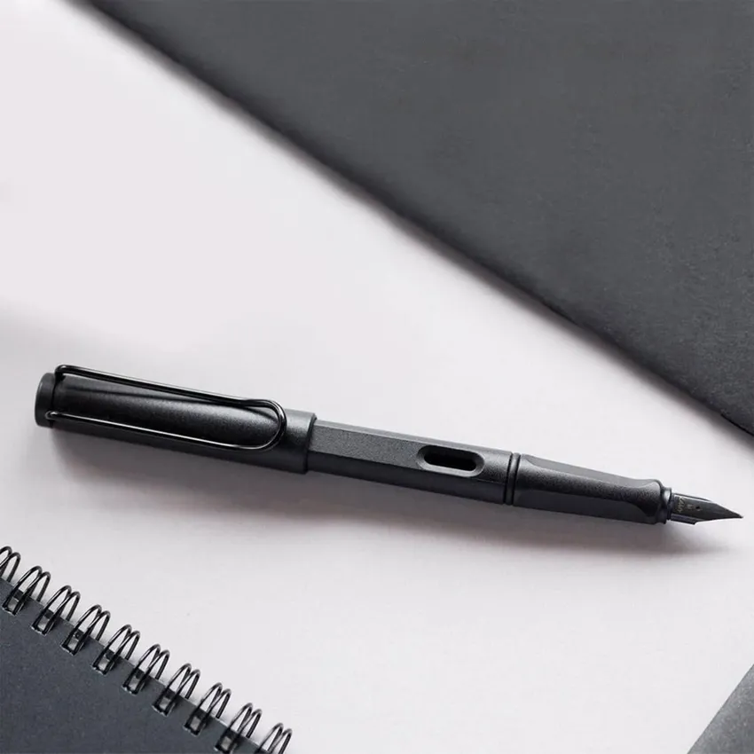 Lamy Safari 017 Fountain Pen Broad Matte Black With Black Plated Clip