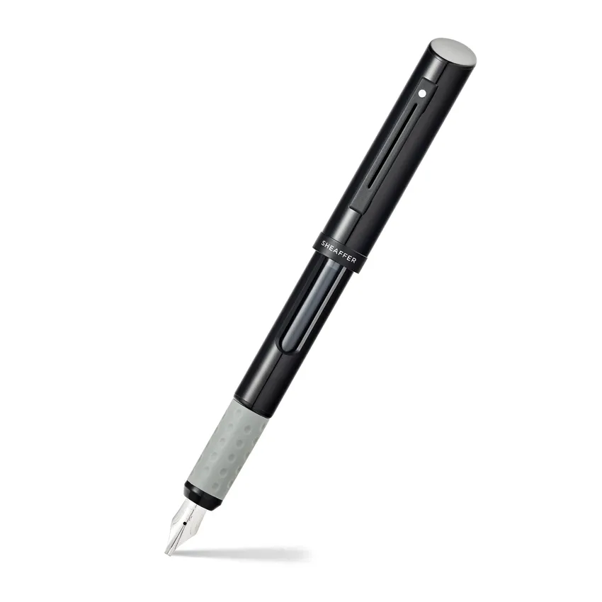 Sheaffer Calligraphy Matte Black Fountain pen with Black cap and Matte Black Trim in Hangsell - Medium