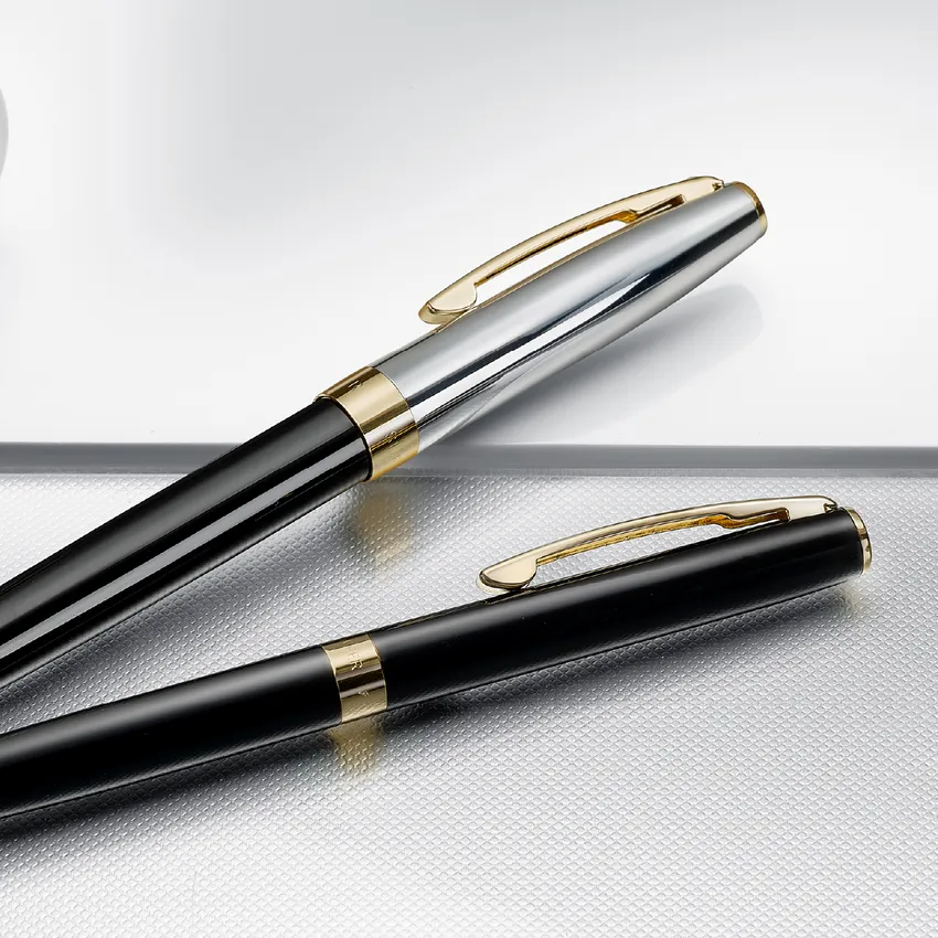 Sheaffer SAGARIS 9475 Gloss Black Barrel and Chrome Cap Ballpoint Pen With Gold Tone  trim