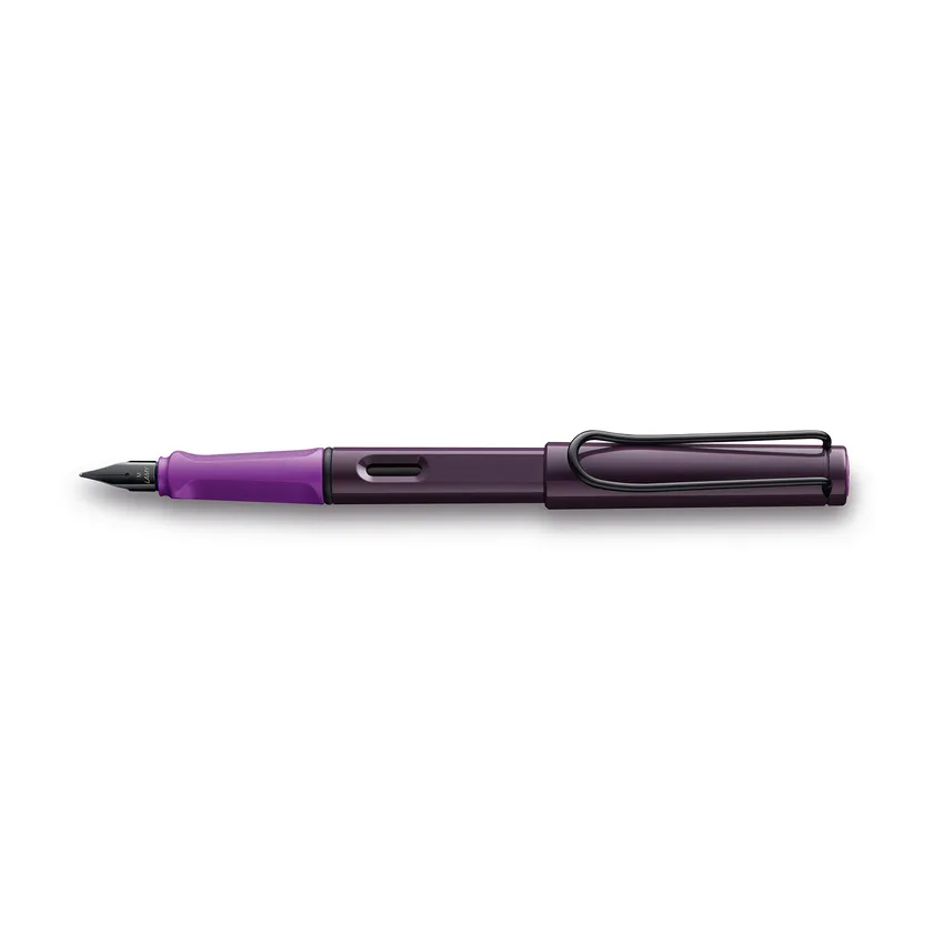 Lamy 0D8 Safari Fountain Pen Fine Violet Blackberry