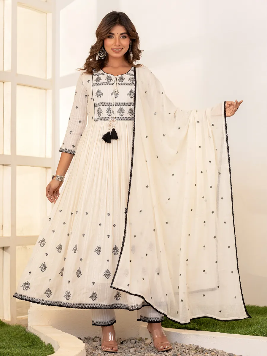Cream anarkali kurta sales
