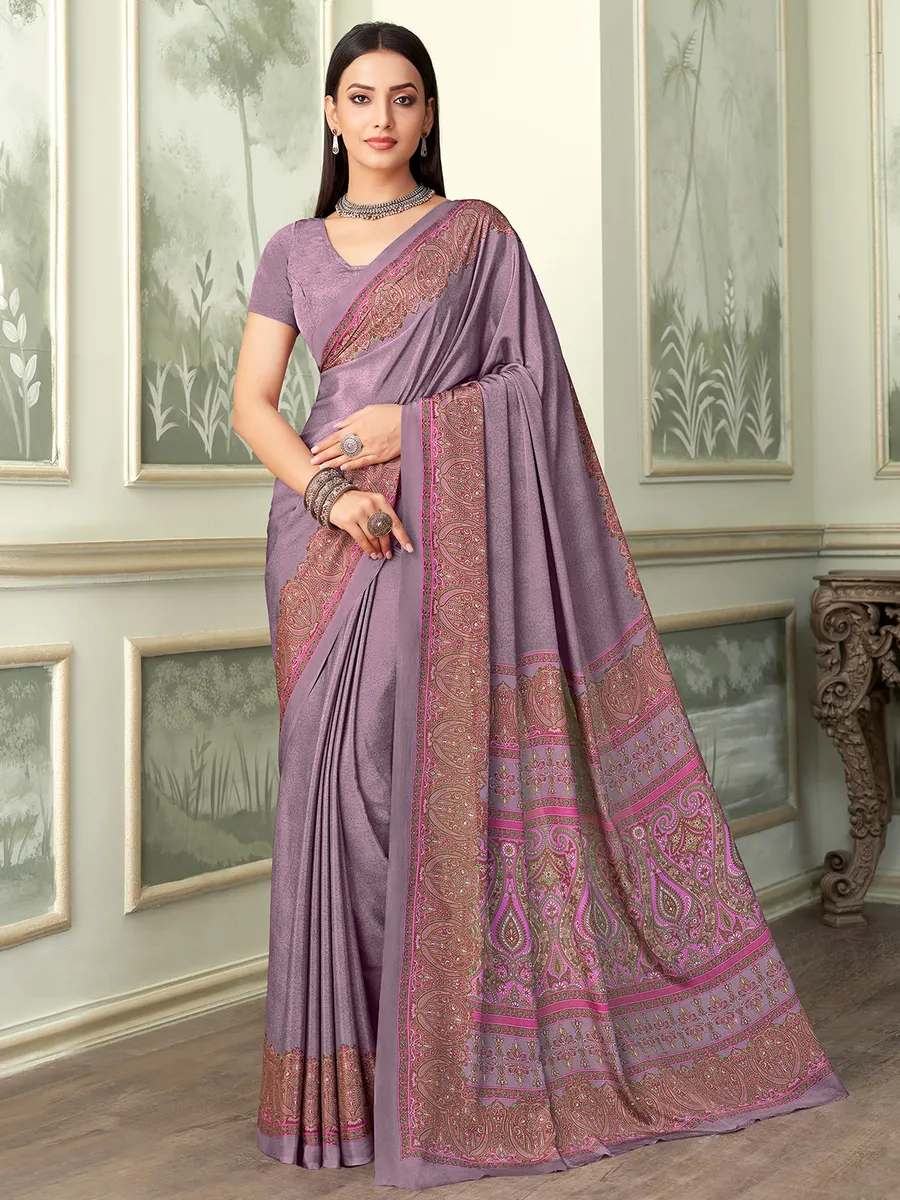 Mauve pink crepe saree for casual wear