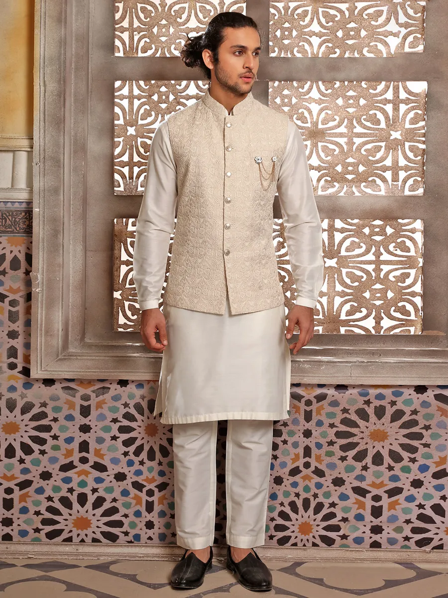 Silk cream color wedding wear men waistcoat set G3 MWCS2635