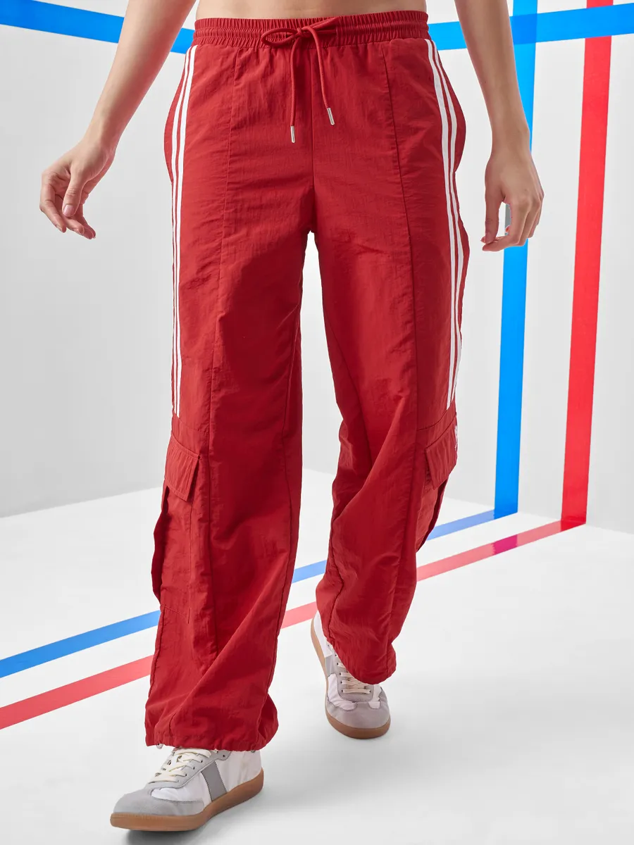 新品 【HOLIDAY】 FLARE TRACK PANTS (RED） 新品 【HOLIDAY】 FLARE TRACK PANTS (RED） WIDE TRACK PANTS -RED