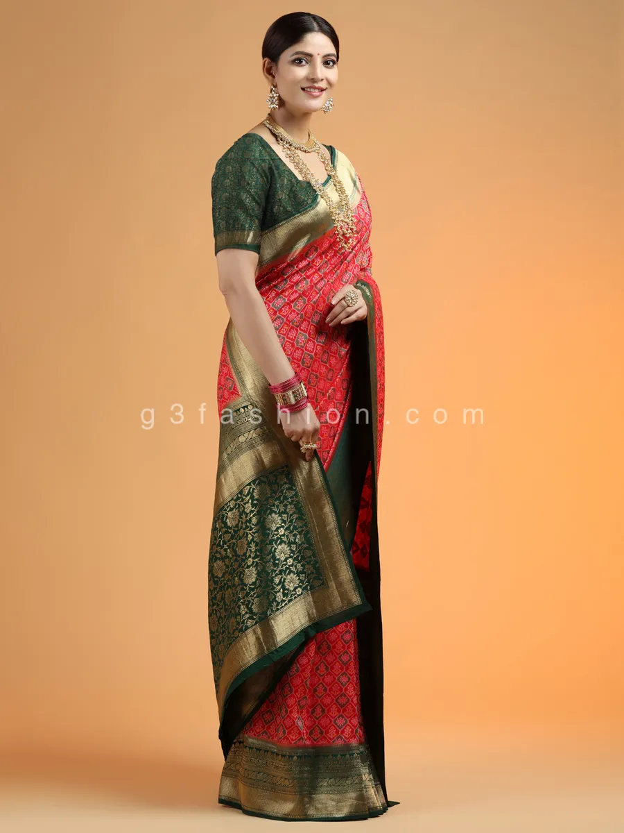 Amazing magenta wedding events sari in patola silk