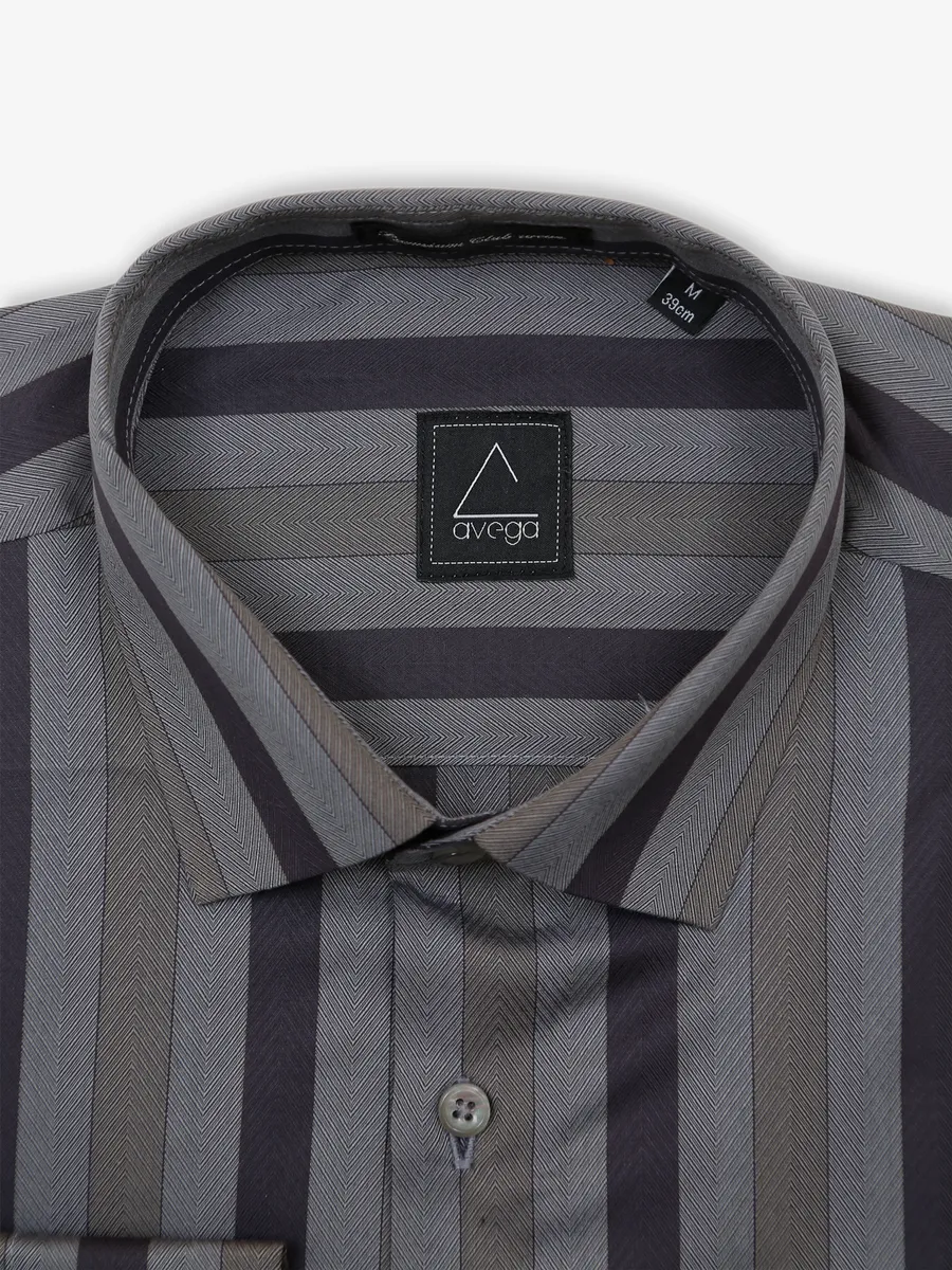 Avega grey stripe shirt