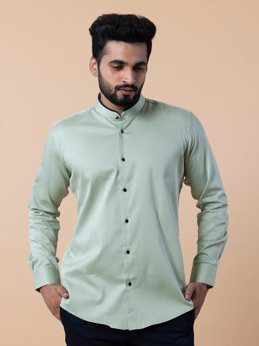 Avega light green plain shirt in cotton