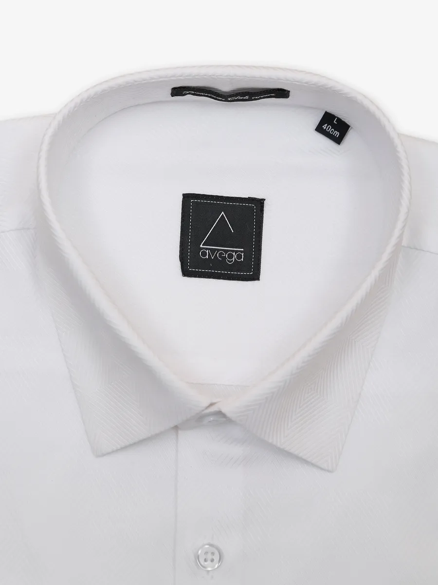 Avega white textured shirt