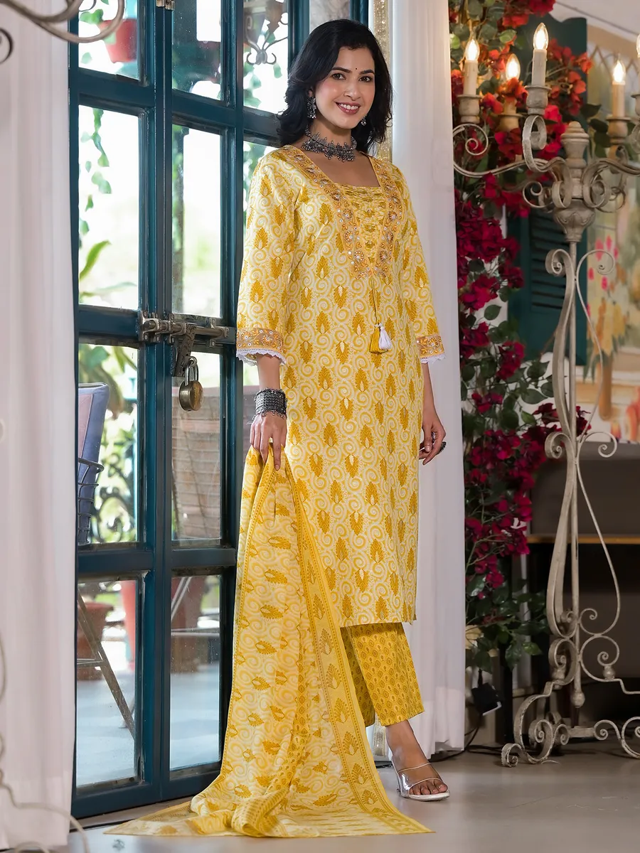 Beautiful yellow printed cotton kurti set