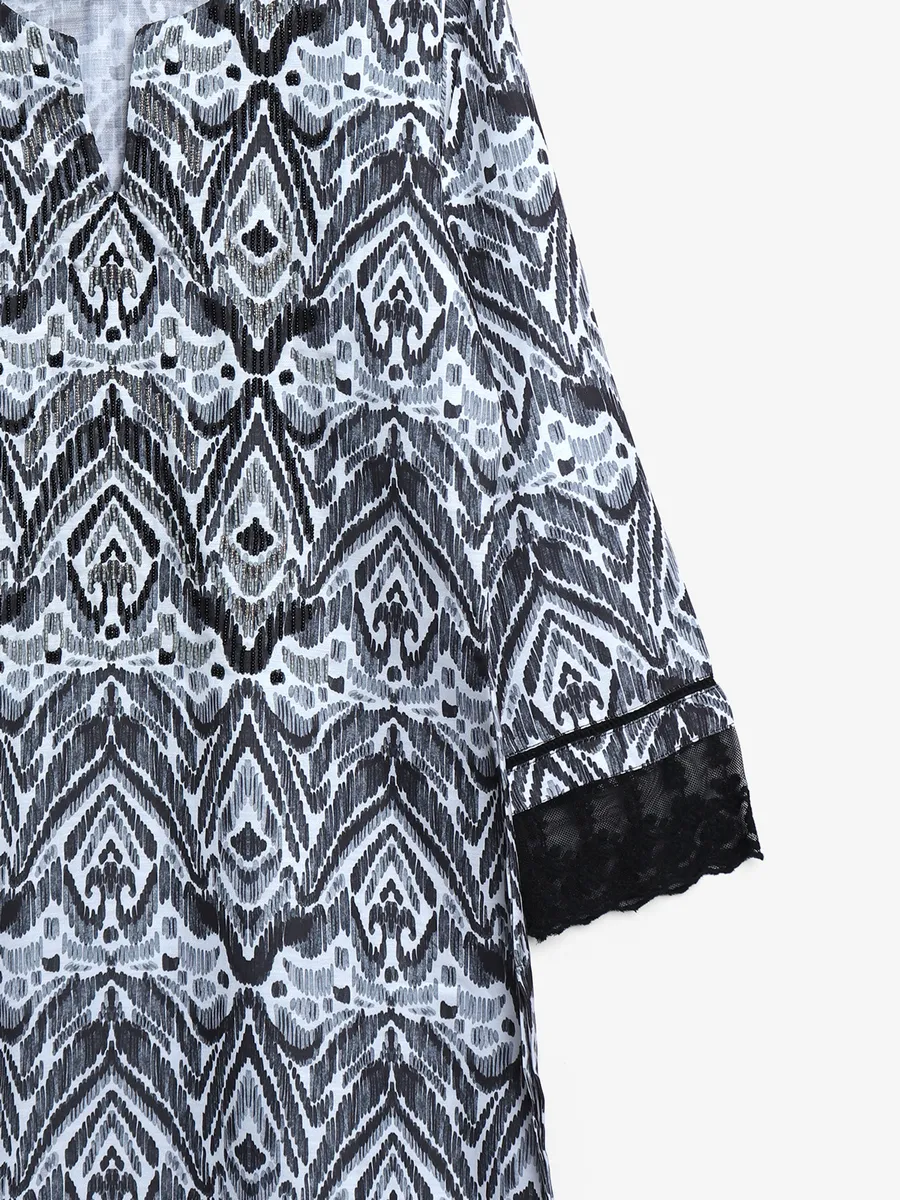 Black and white printed kurti in cotton