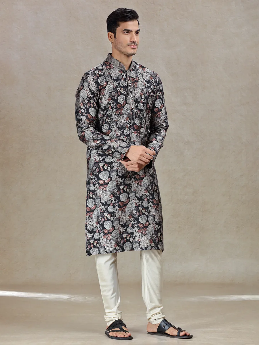 Black elegant sophisticated mens kurta set in tussar silk