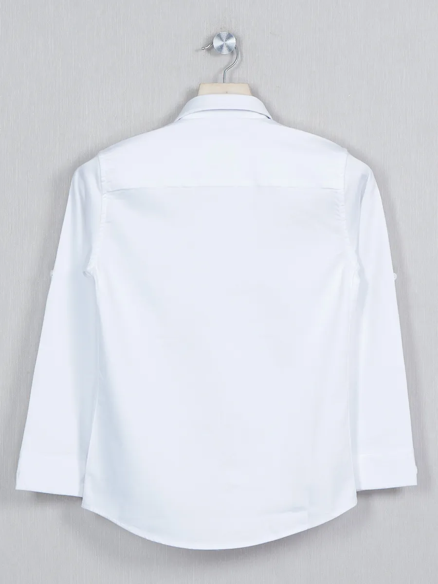 Blazo printed white color shirt
