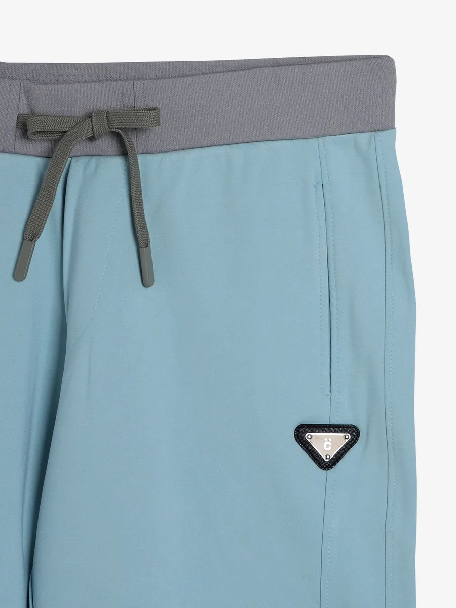 CHOPSTICK sky blue solid cotton shorts