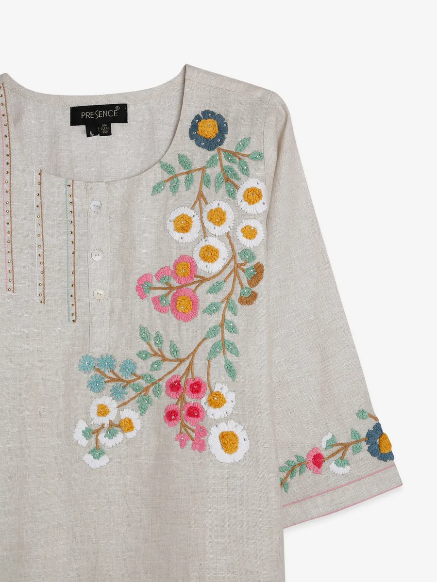 Cotton beige embroidery top