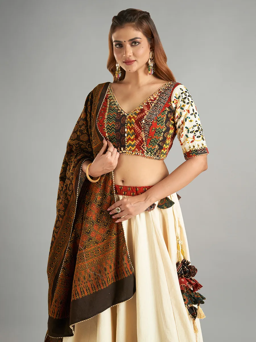 Cream cotton printed chaniya choli