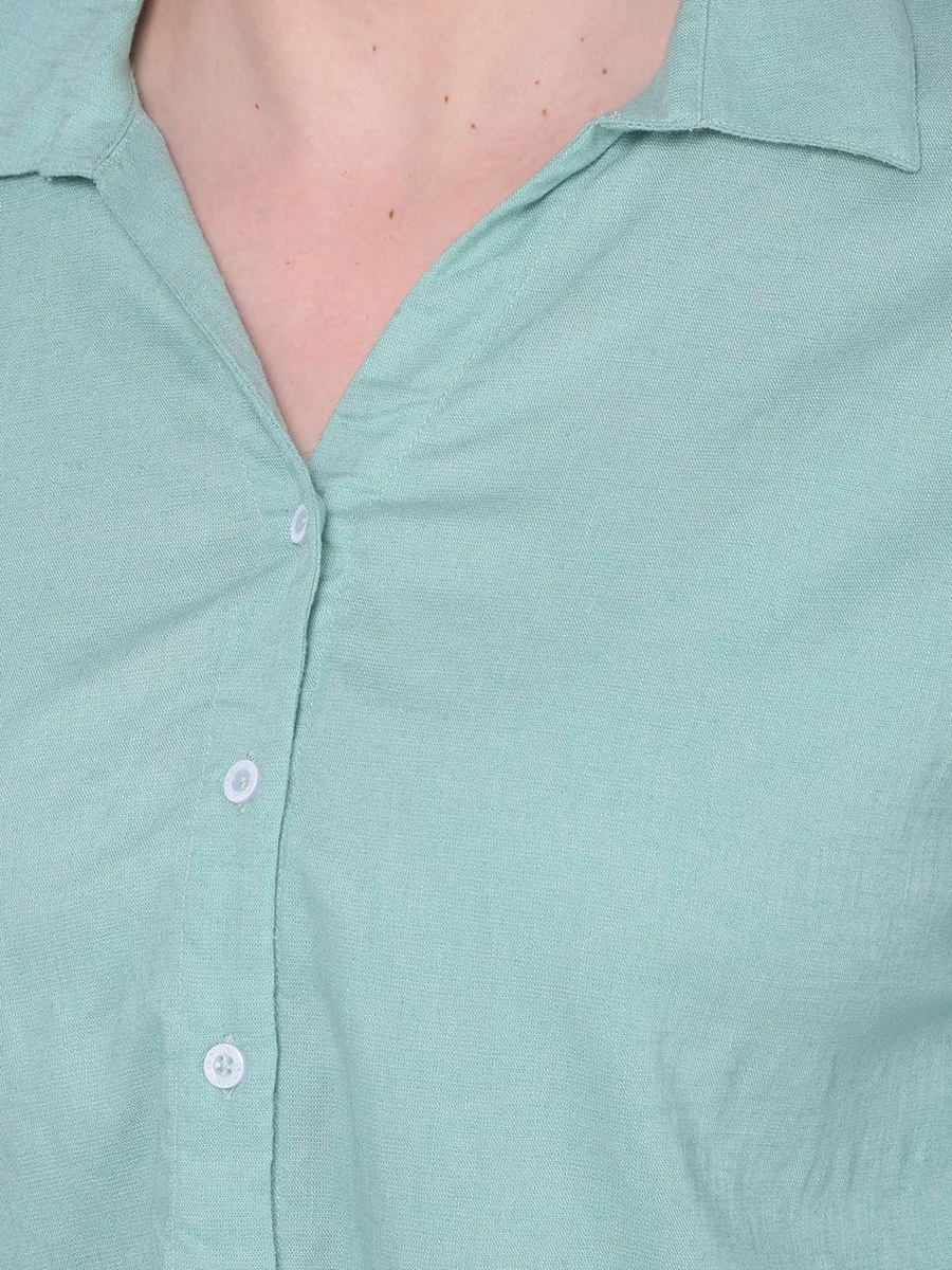 CRIMSOUNE CLUB light green crop shirt