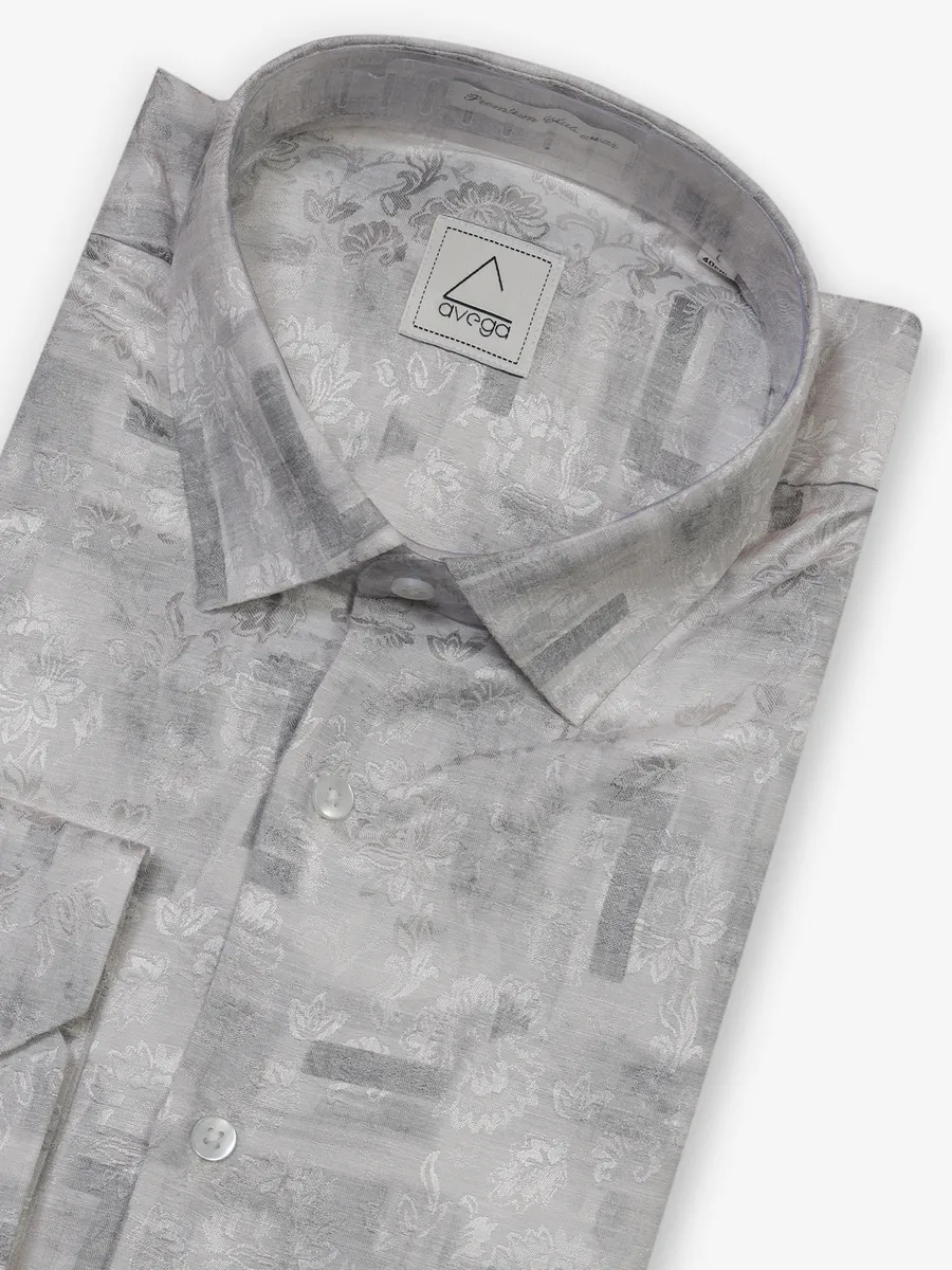 Dashing grey cotton shirt for party wear