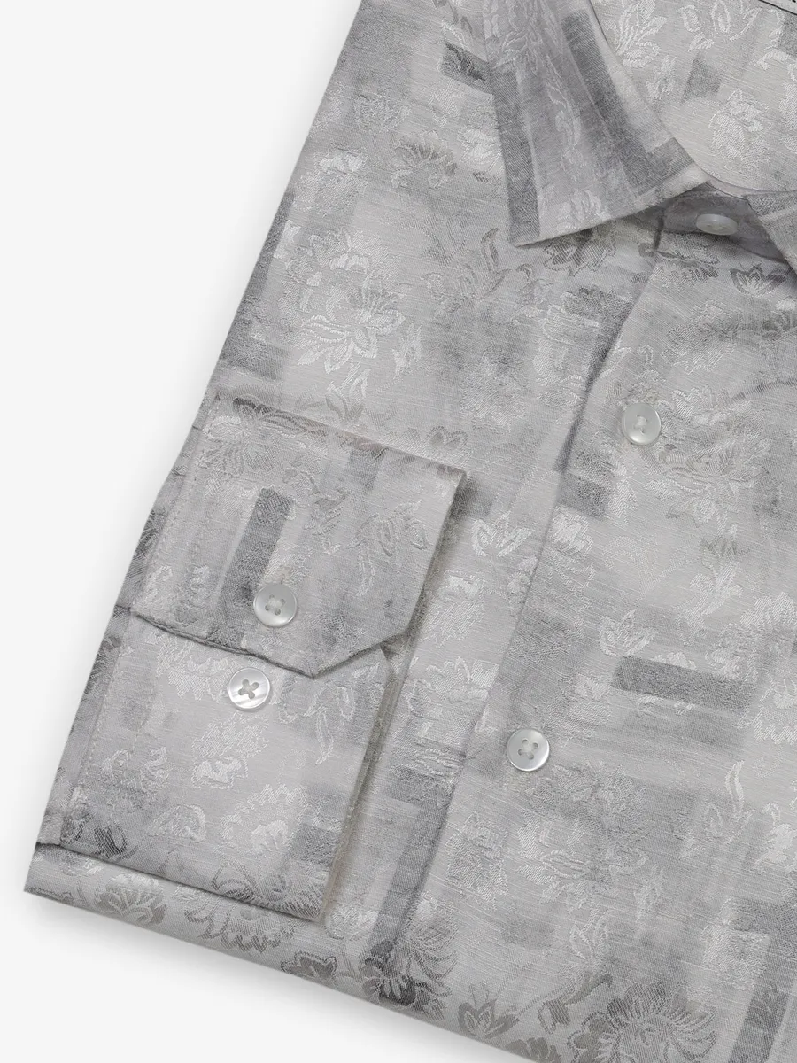 Dashing grey cotton shirt for party wear