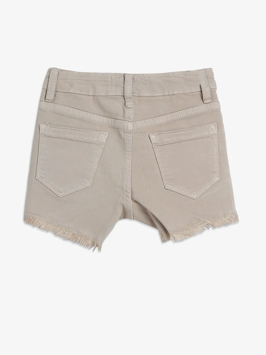 DEAL beige solid denim shorts