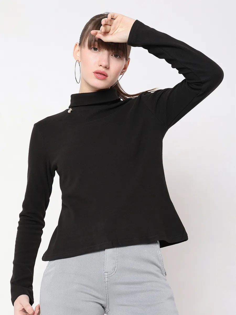 Deal black velvet top