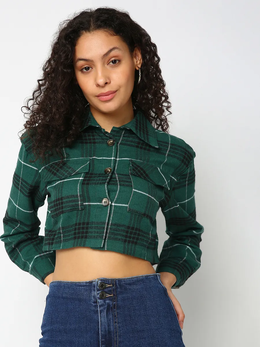 Deal dark green checks crop shirt