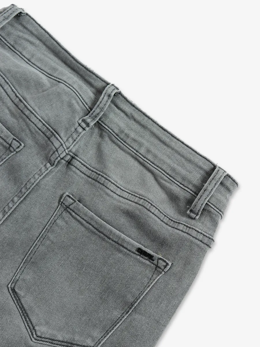 Deal grey ripped striaght jeans