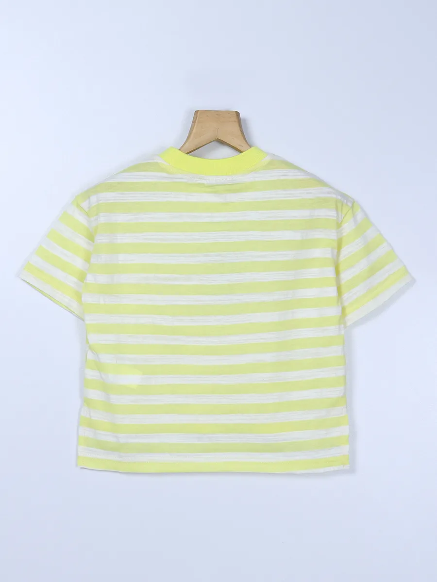 Deal light yellow cotton top in stripe