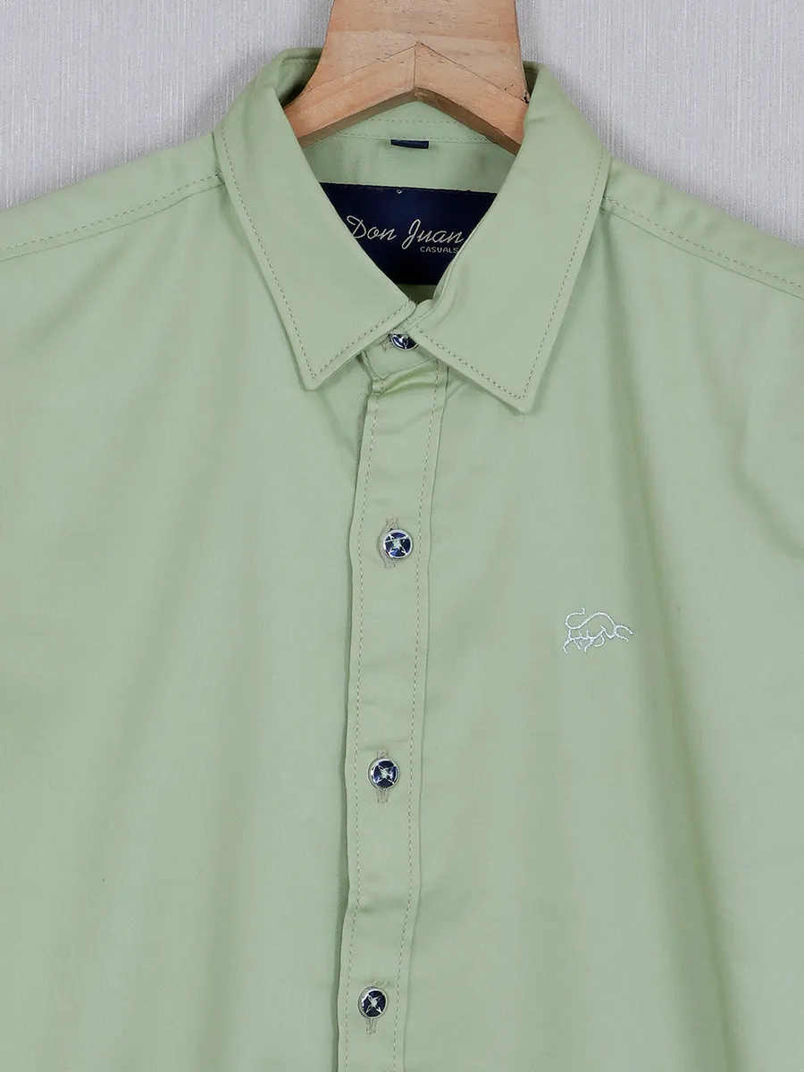 DNJS solid pista green casual shirt