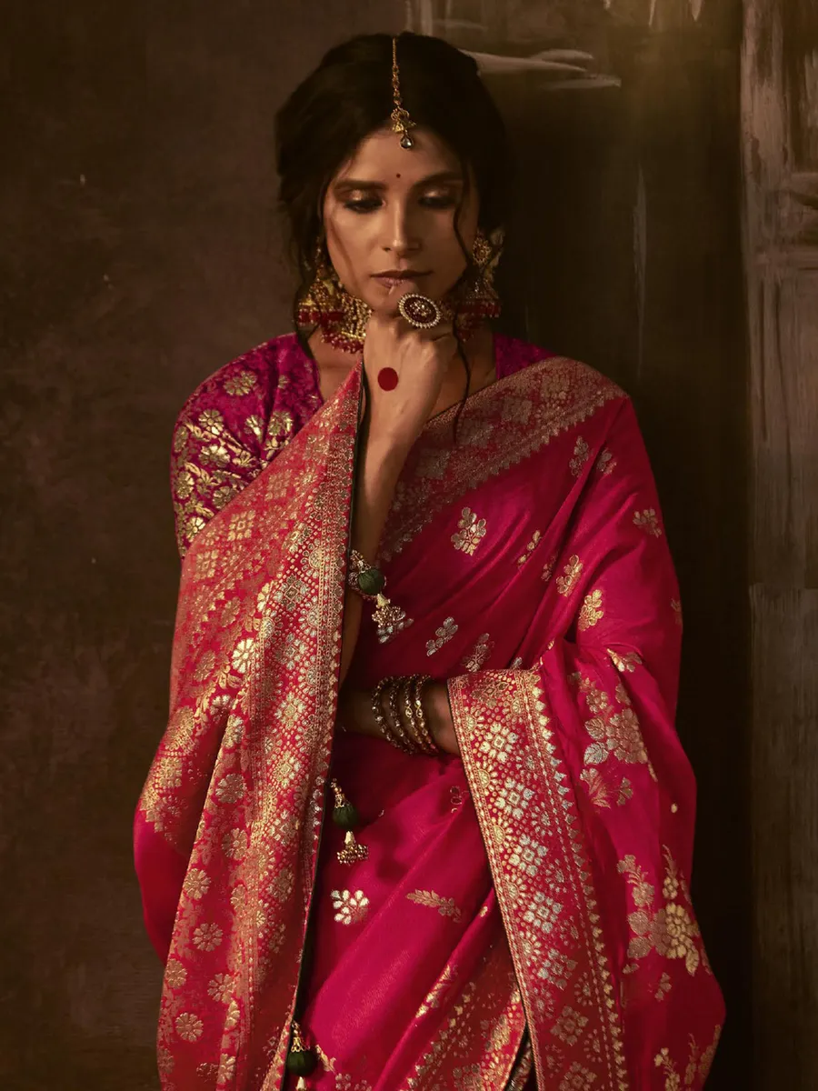 Elegant magenta dola silk saree