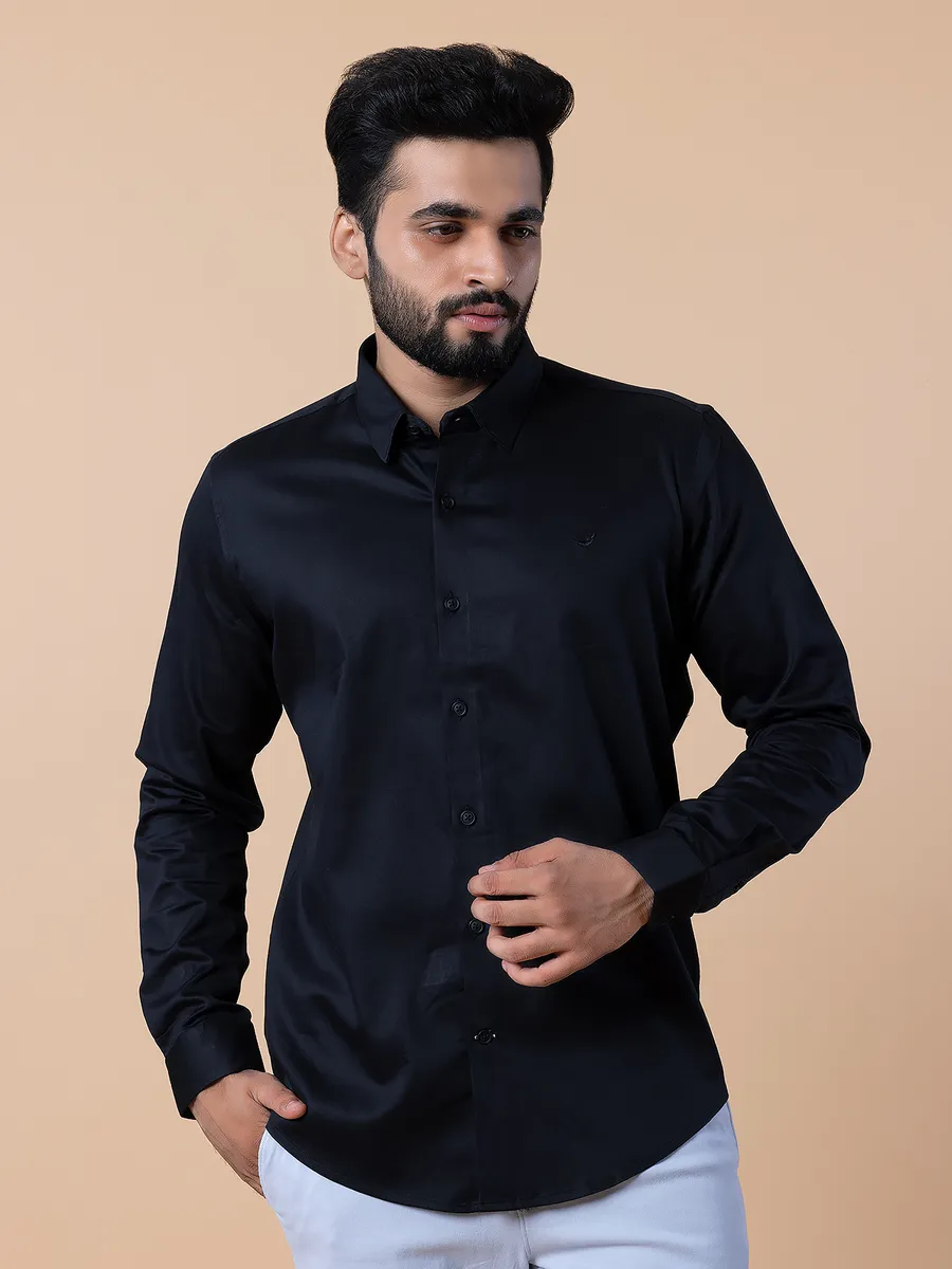 Frio black plain cotton shirt