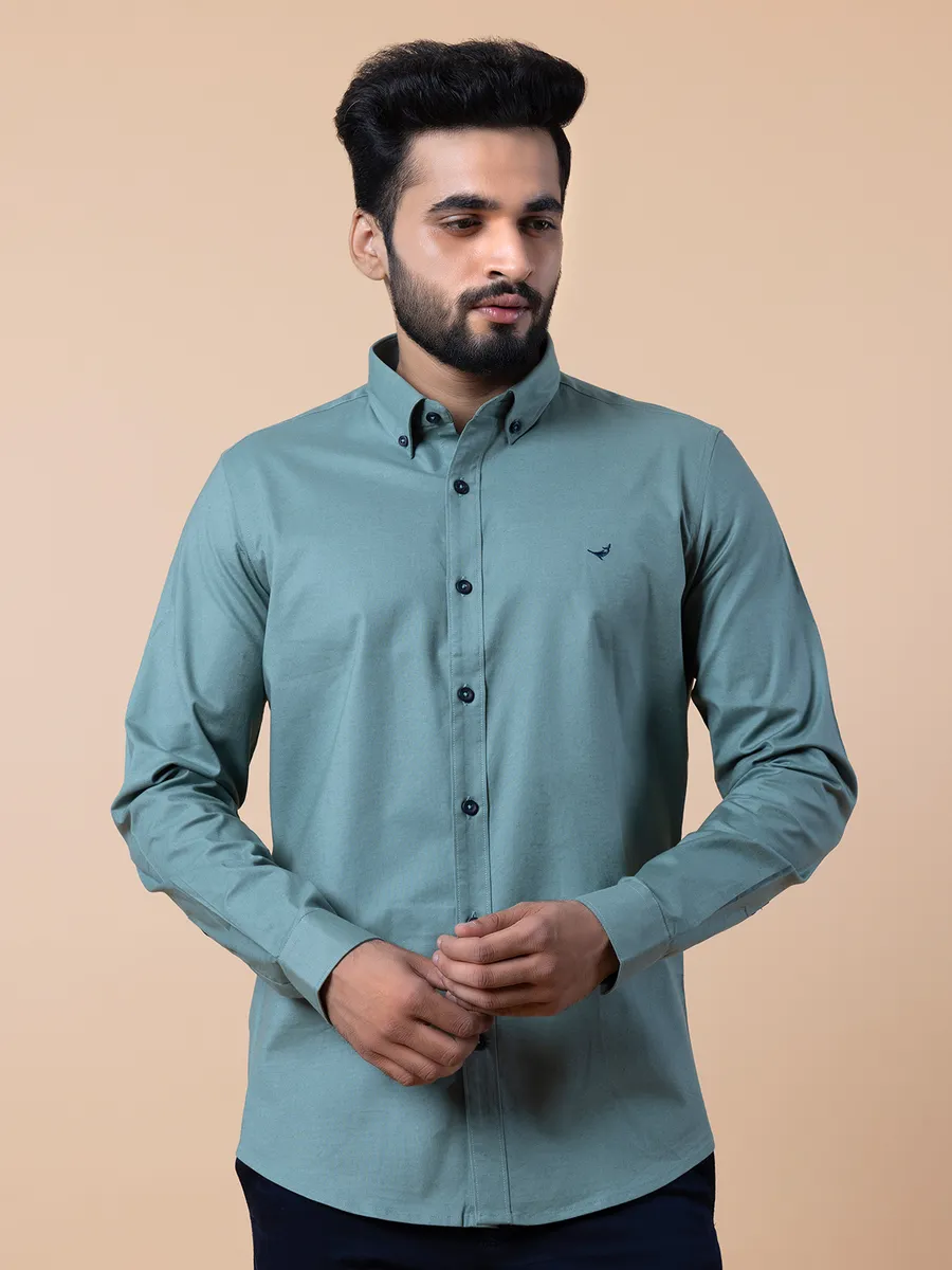 Frio cotton plain green casual shirt