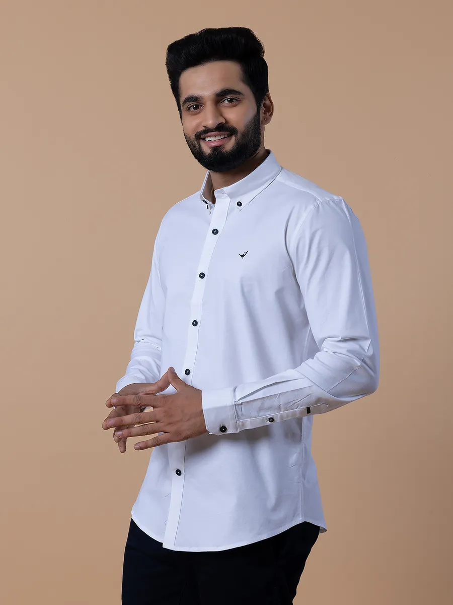 Frio white plain cotton slim fit casual shirt