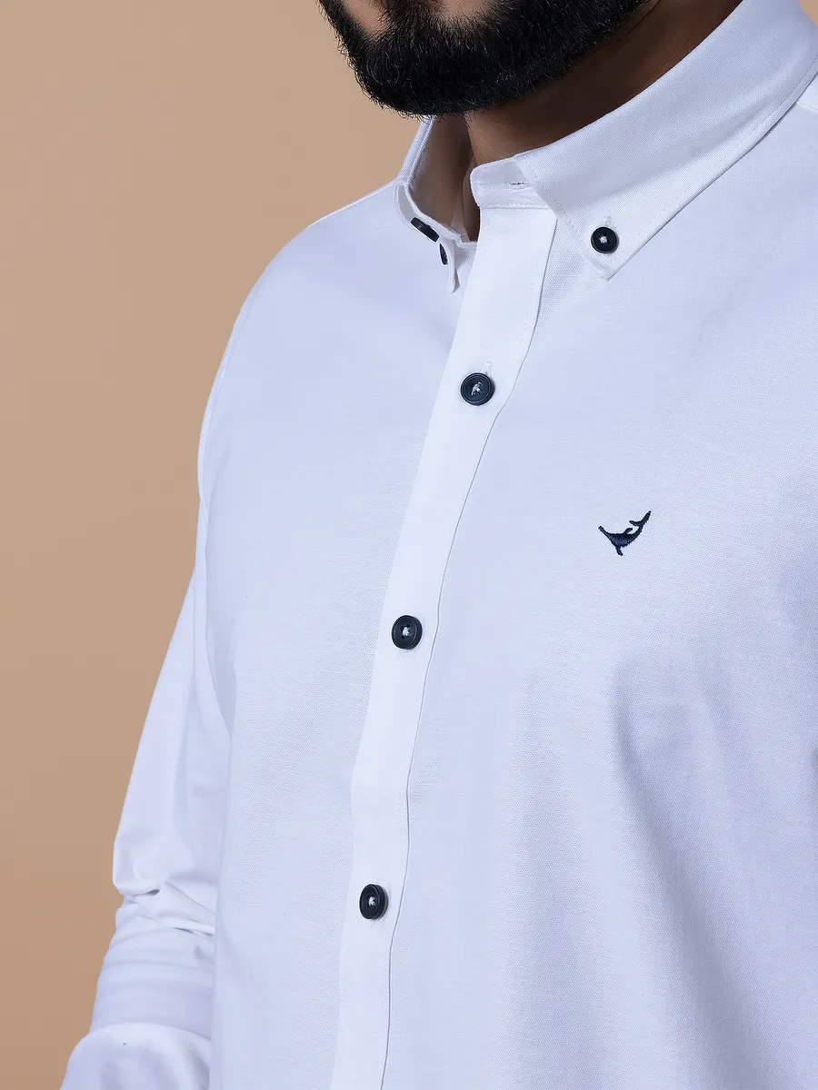 Frio white plain cotton slim fit casual shirt