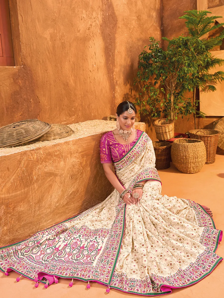 Georgeous cream banarasi silk saree