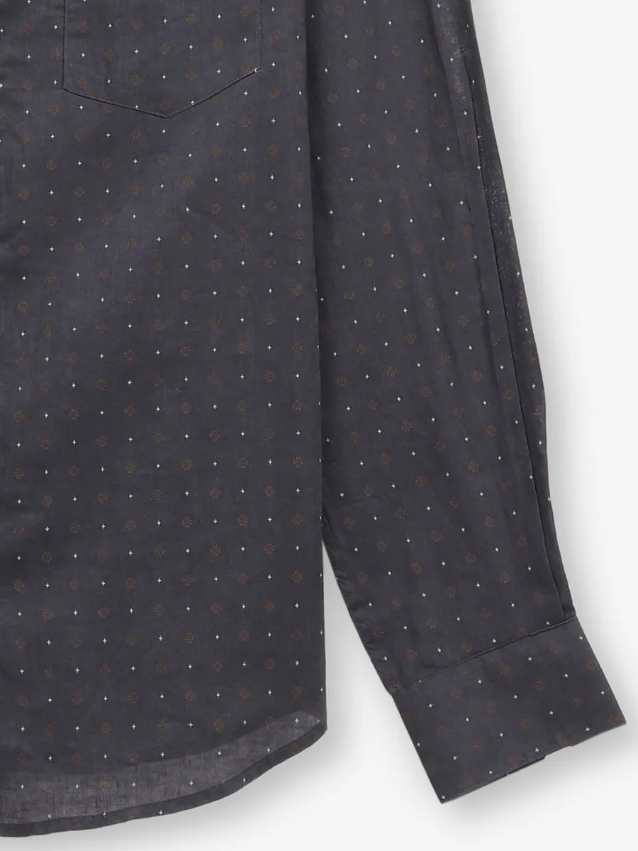 INDIAN TERRAIN printed navy cotton shirt