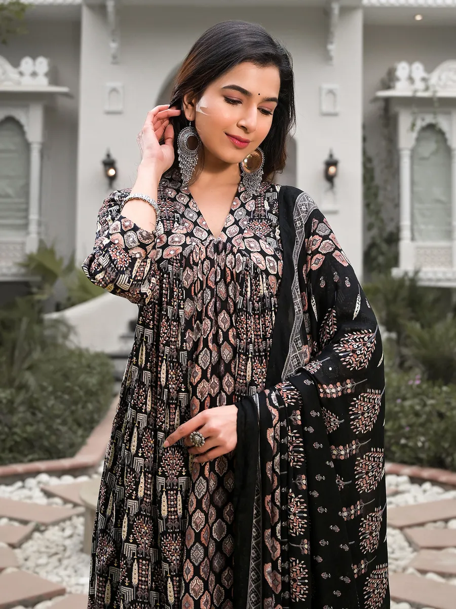 Latest black printed kurti set in cotton